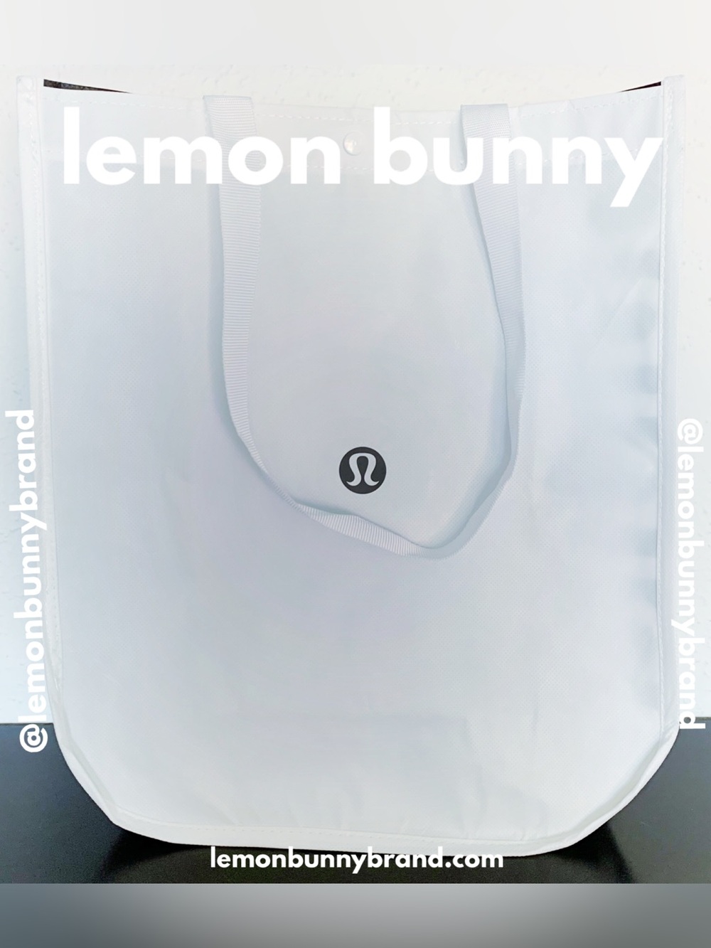 lululemon White & Black Large Tote Bag New NWOT
